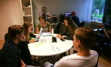 Ungdomar i Borlänge gör film om barnkonventionen
